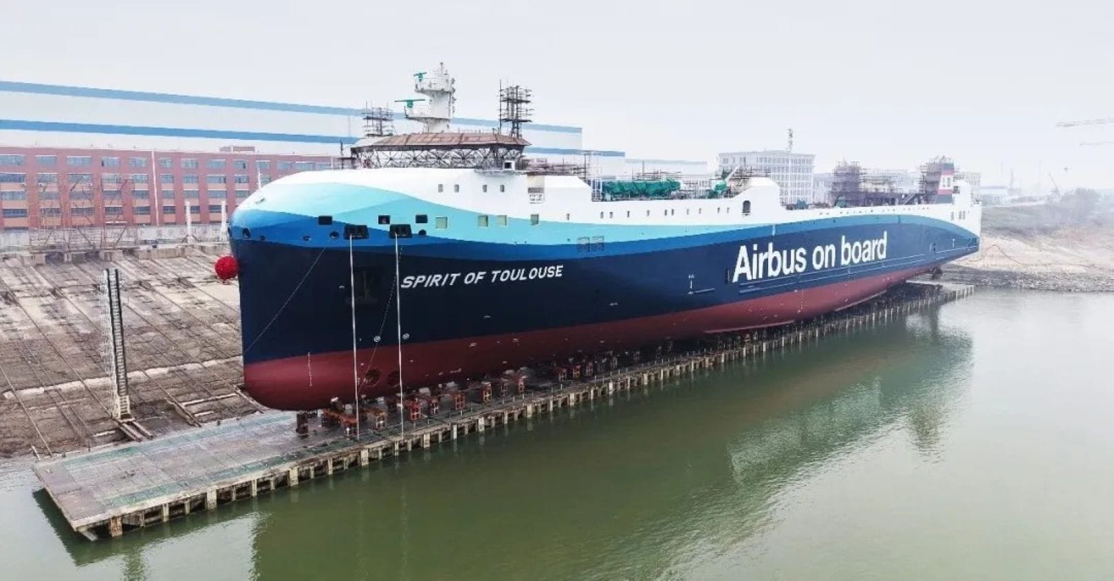 ●仏エアバス輸送用RORO船の１番船進水